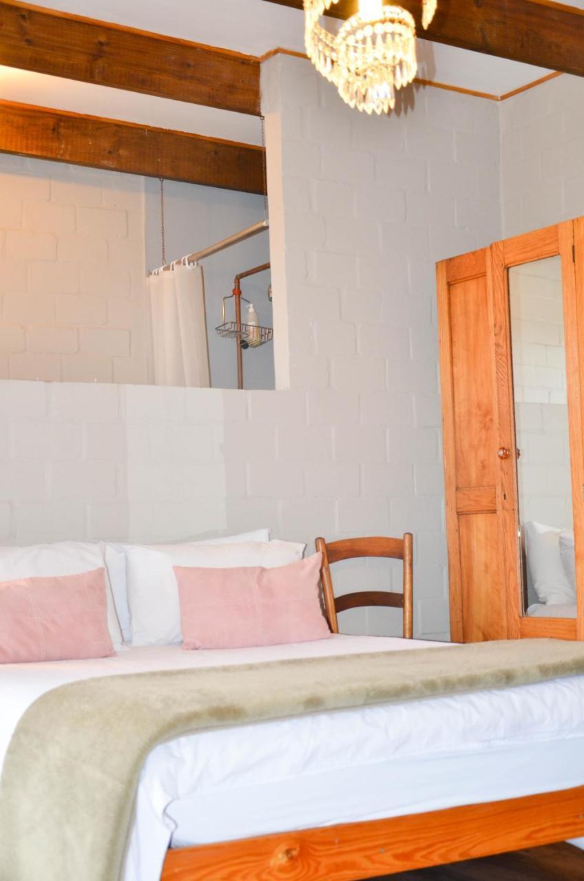 The Stables Accommodation Langebaan Exterior photo